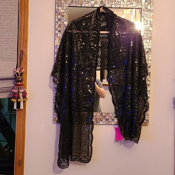 betsey johnson shawl